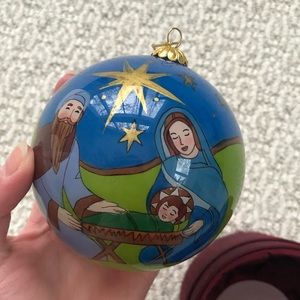 Handpainted Glass Ornament 3 Wise Men Manger Scene